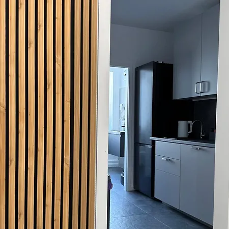 Mtp Centrum Z 3 Lazienkami Poznań