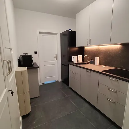 Mtp Centrum Z 3 Lazienkami Apartamento *
